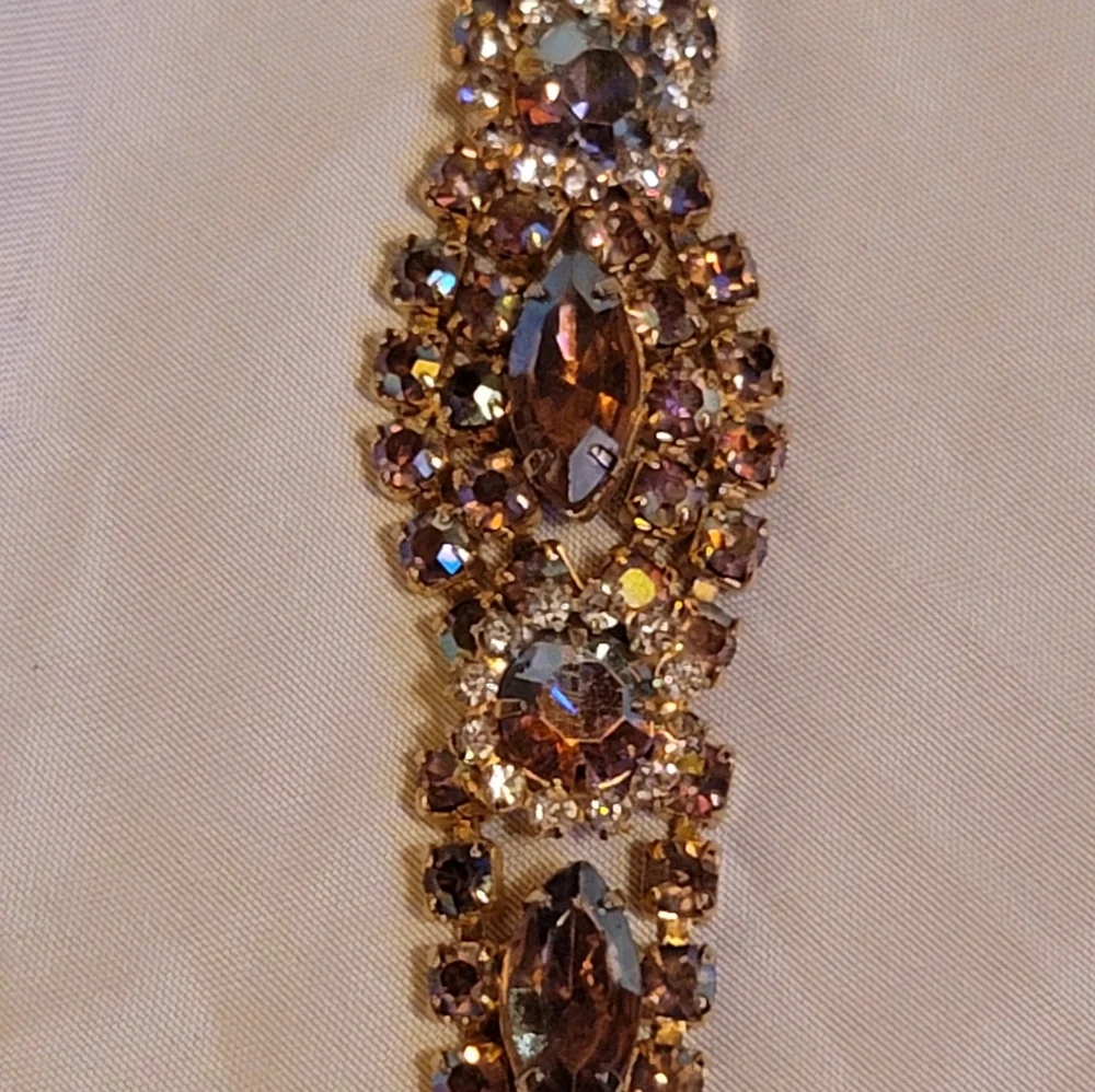 Aurora Borealis Vintage Women's Bracelet - Picture 3 of 6